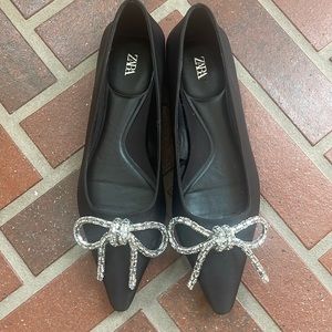 Zara flats